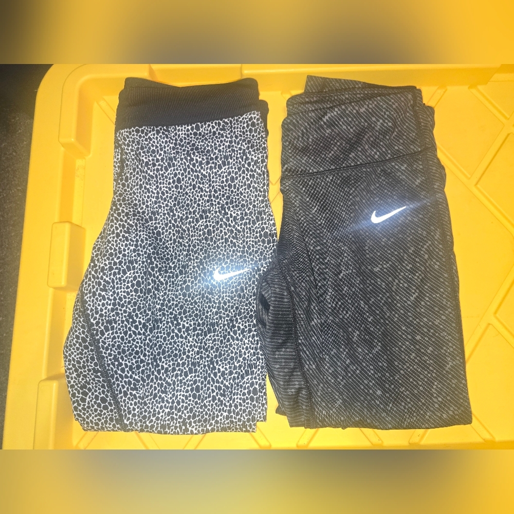 Nike Black and Gray Capris